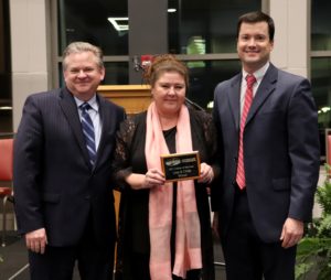 Woods receive Chamber award