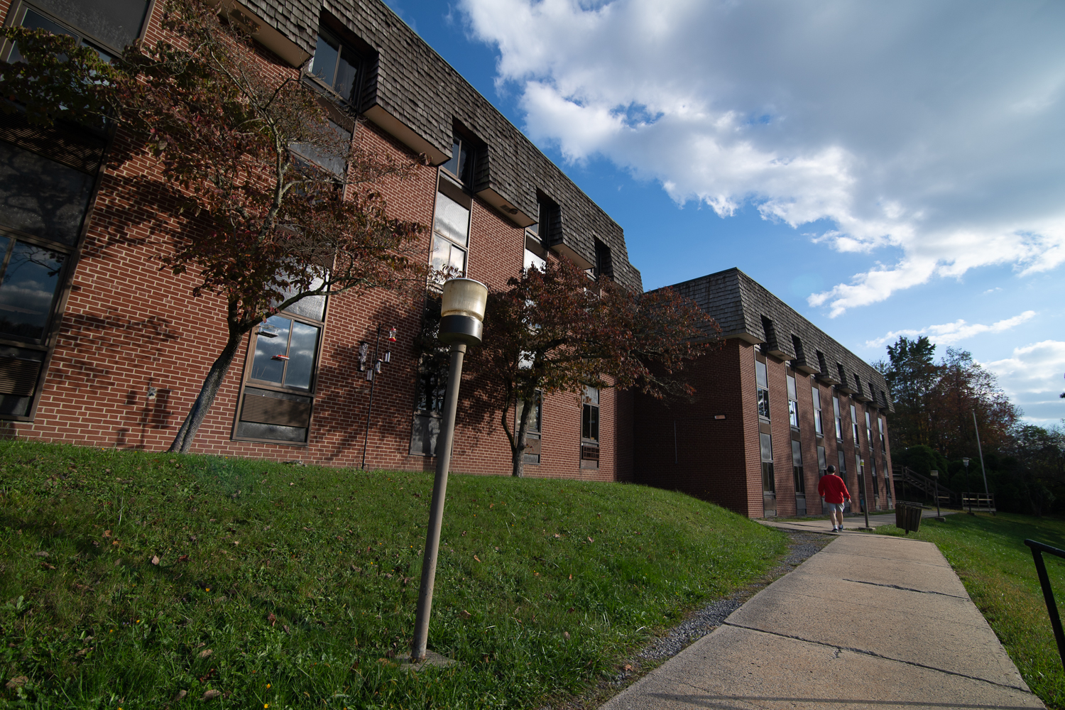 20241007ecDE_715_web Moyer Hall