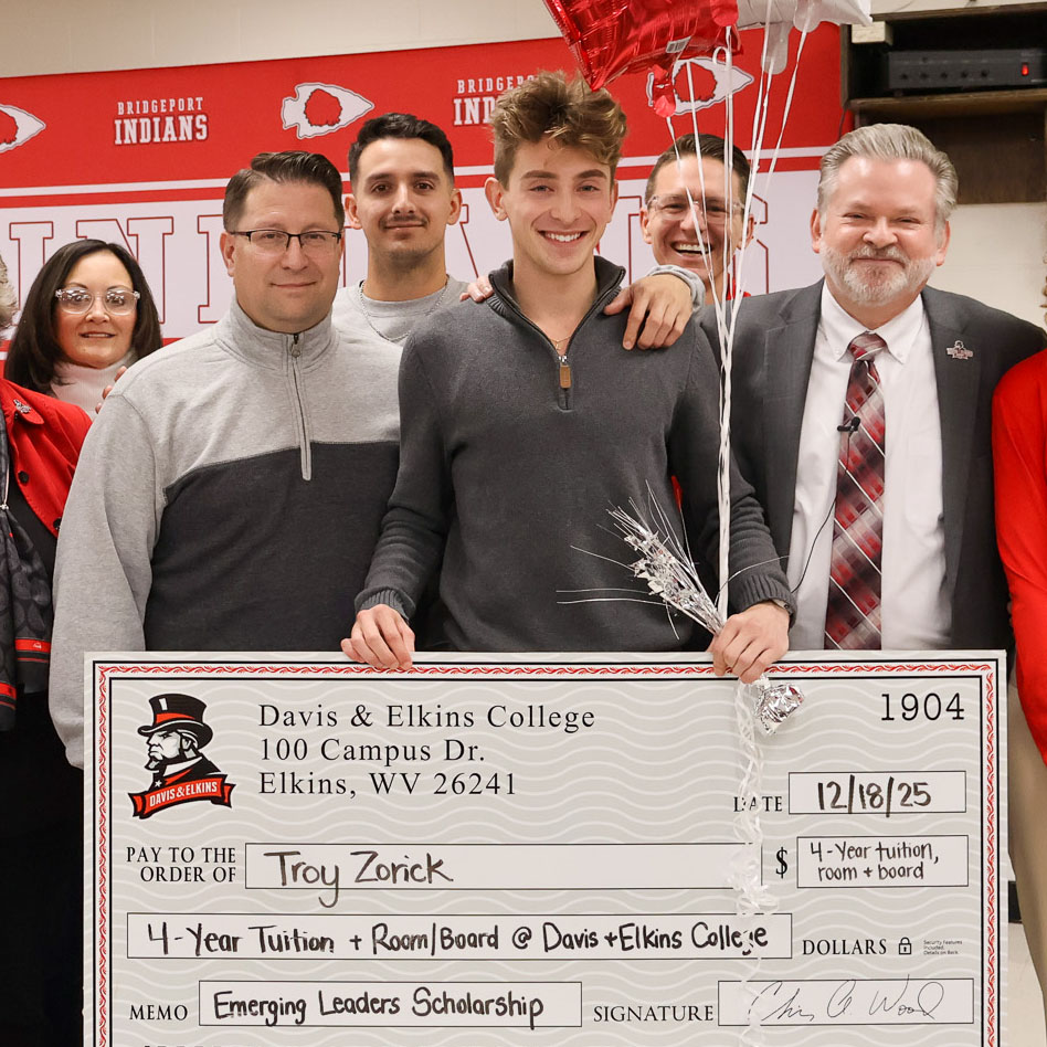 Troy Zorick is presented with an honorary check from Citizens Bank as the 2025 Emerging Leaders Scholar
