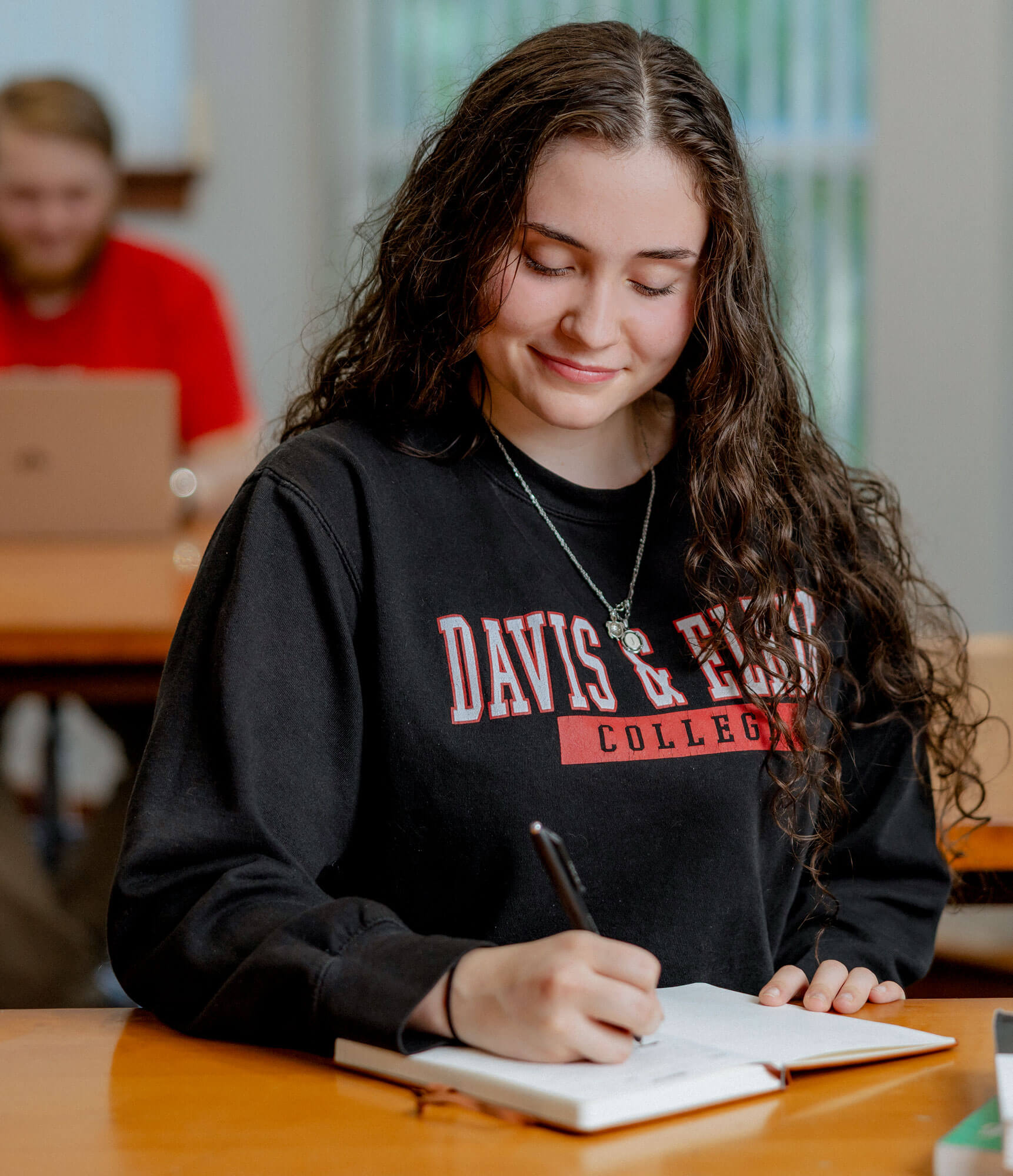 Davis & Elkins student in the classroom